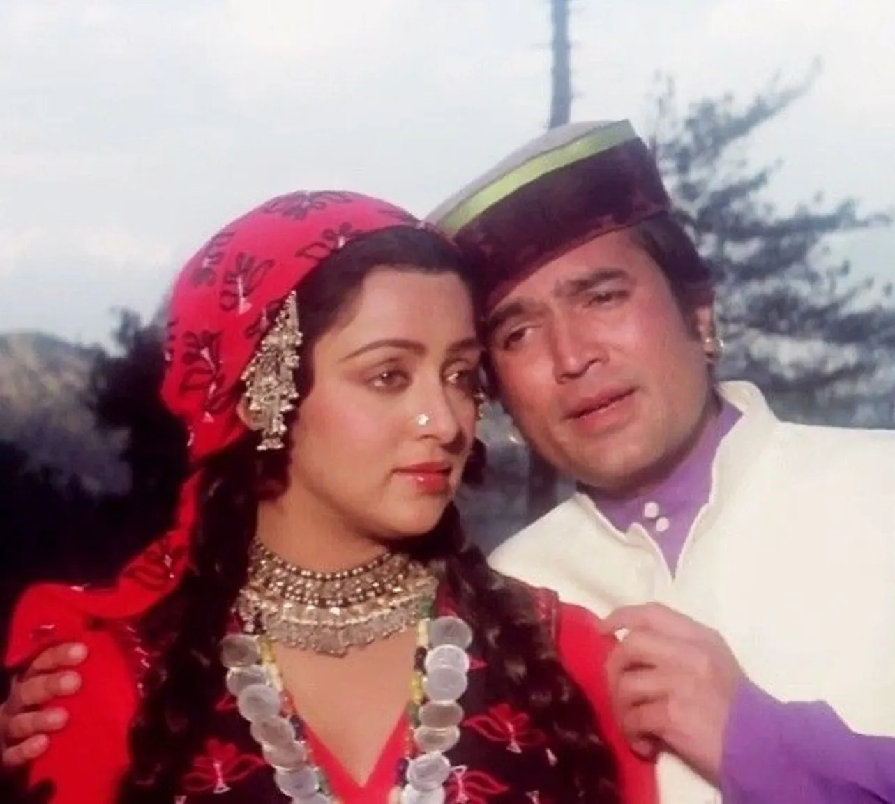 Hema Malini with Rajesh Khanna in Kudrat
