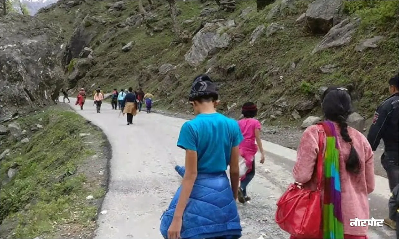 Beautiful place in Manali Enjoy Rahala Falls