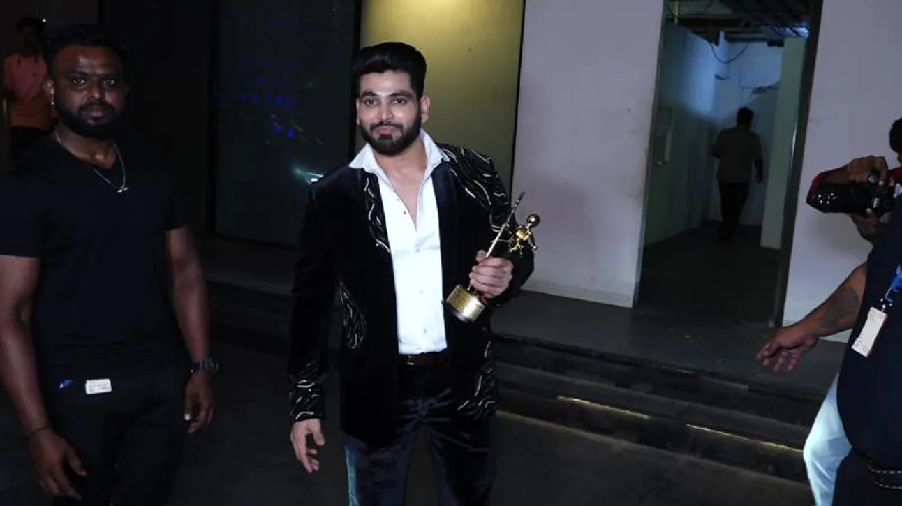 Shiv Thakare Wins Influencer of the Year at 24 FPS Animation Award