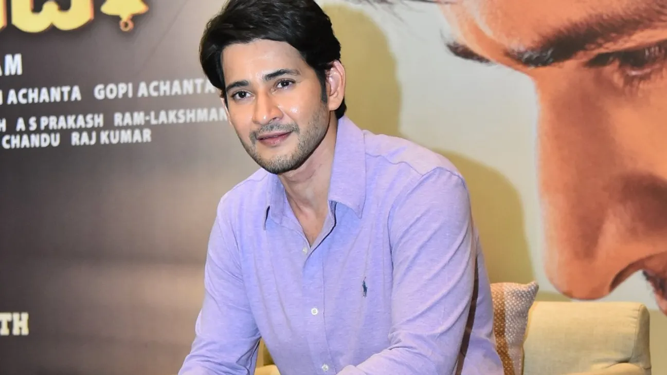 An old video of Shahrukh Khan went viral amid Mahesh Babu's Bollywood controversy