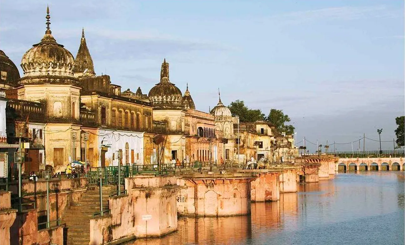 Amitabh Bachchan Transforming The Sarayu, Ayodhya's Symbol