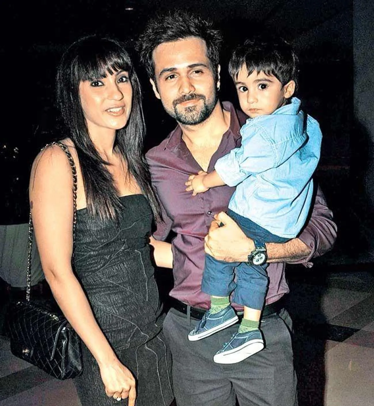 Have you seen these adorable candid photos of Emraan Hashmi with his wife  and son?