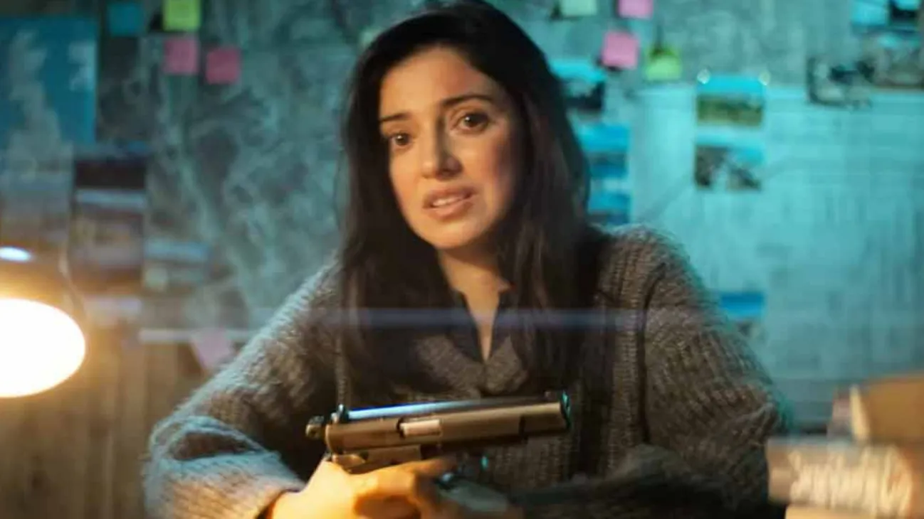 Savi: A Bloody Housewife Movie Twitter Review: Anil Kapoor and Divya Khosla Kumar shine in action thriller movie, Entertainment News | Times Now Navbharat