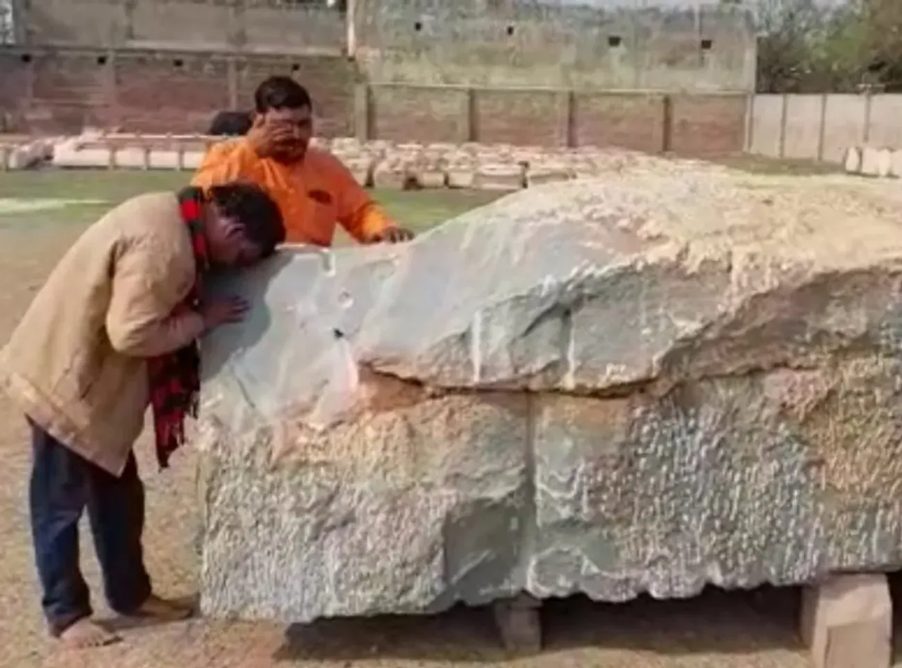 The rock to make the statue of Lord Ram came from Karnataka