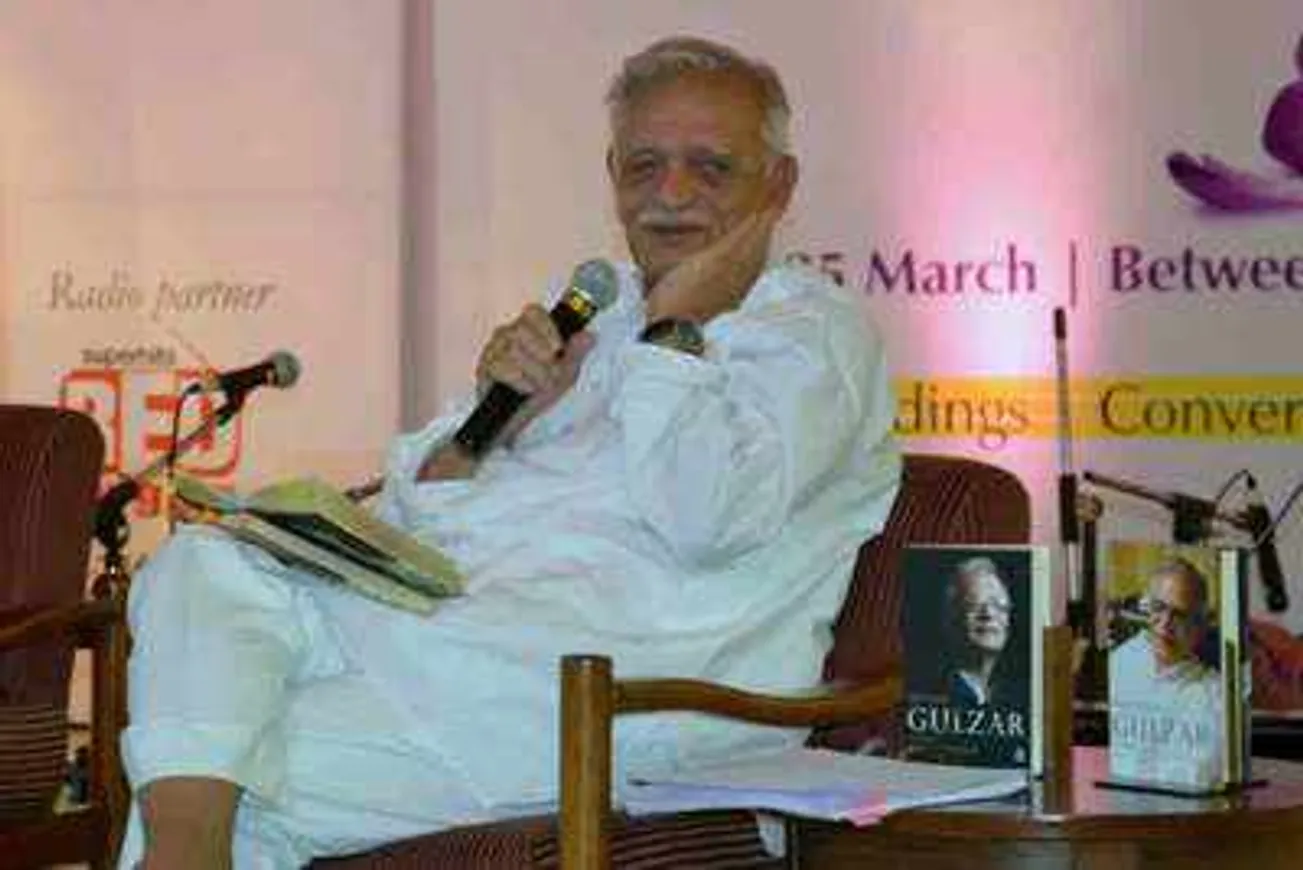 Gulzar reads from his diary of Neglected Poems - Times of India