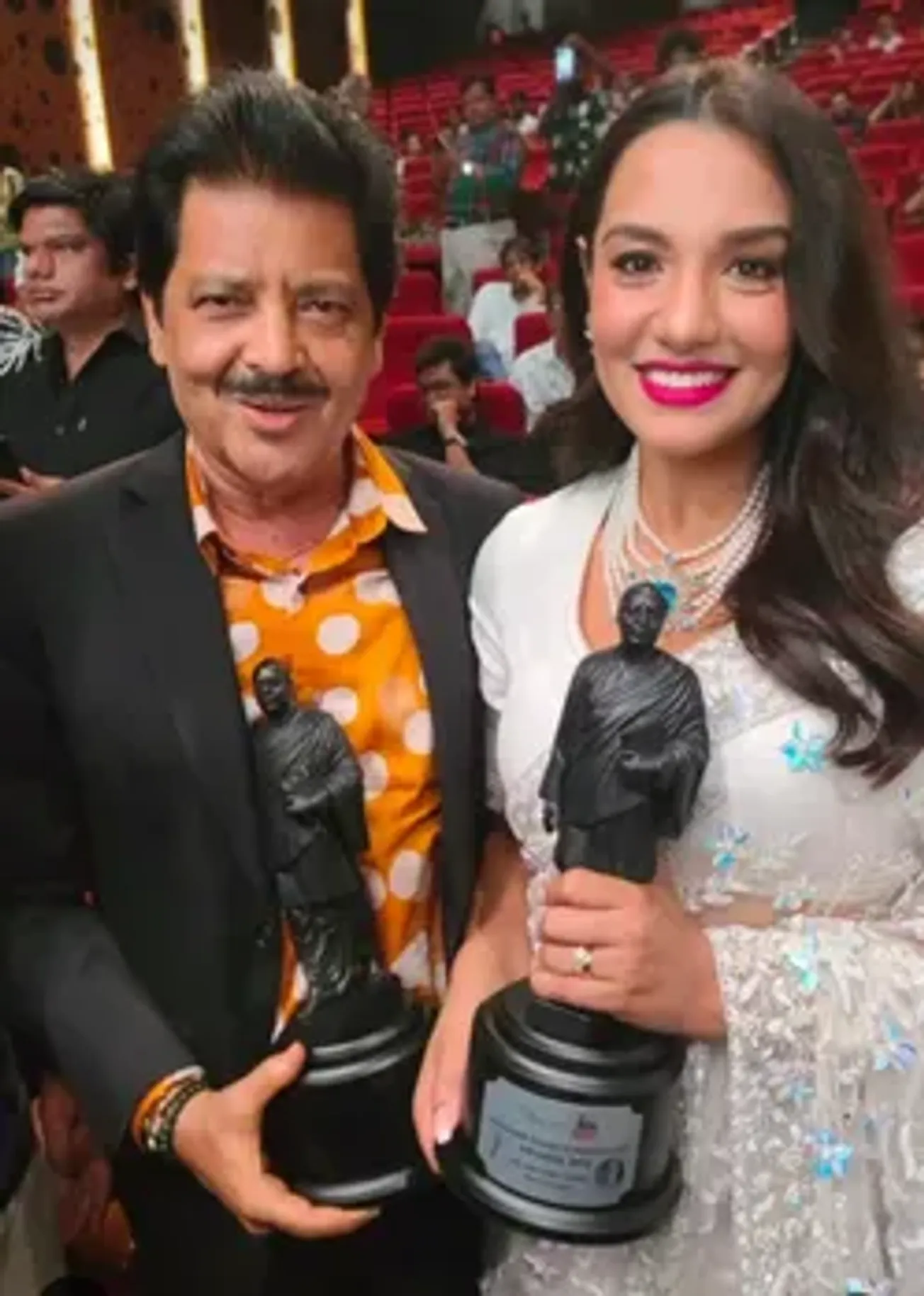 Phalke FF Awardees Udit Narayan with Nepali movies star-heroine Priyanka Karki 