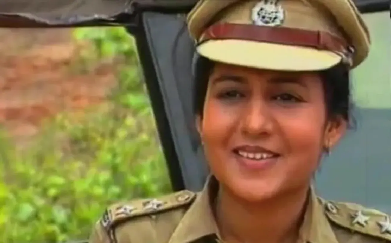 Kavita became an IPS officer in Doordarshan's show Udaan