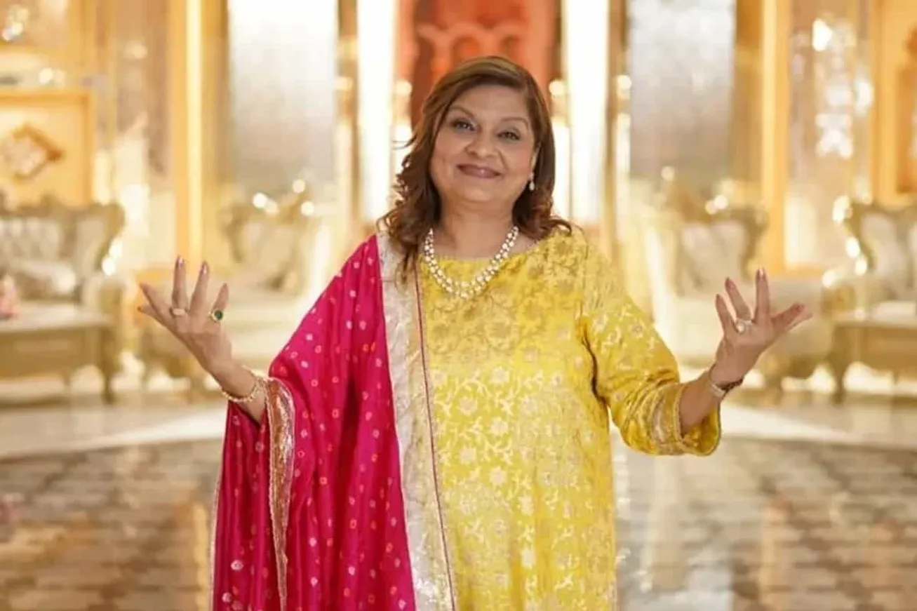 Renowned matchmaker Sima Taparia joins ZEE TV's 'Main Hoon Saath Tere' for  a special cameo