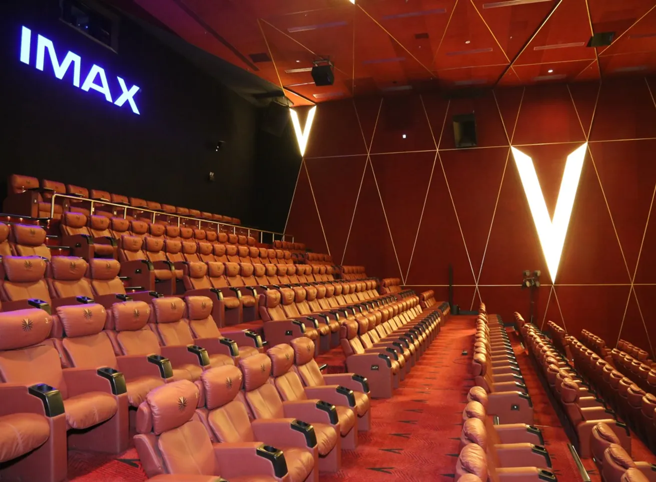 PVR INOX PARTNERS WITH MONDELEZ INDIA TO REDEFINE BIRTHDAY CELEBRATIONS WITH AI-POWERED PERSONALIZED SONGS AT THE CINEMA