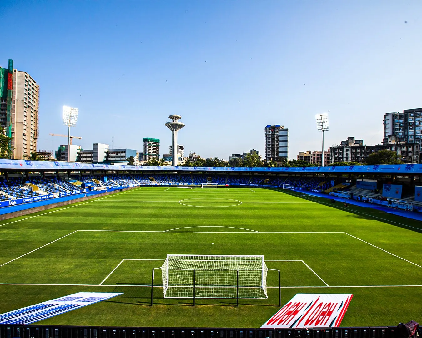 ISL 2024-25 | Mumbai City FC vs Kerala Blasters FC | LIVE Score, News and Updates-sportzpoint.com