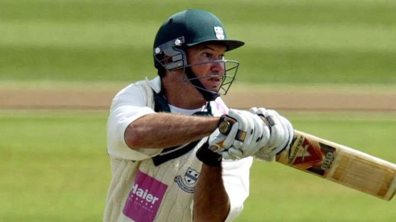  England cricket team , Graeme Hick 