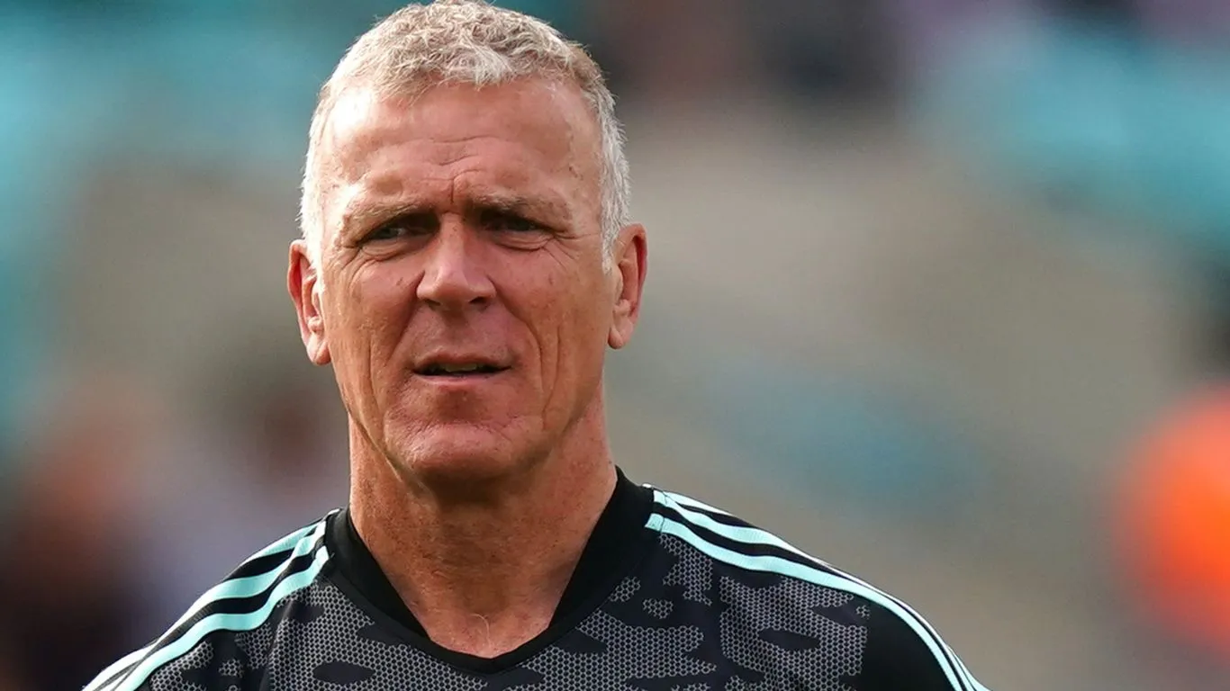  english , Alec Stewart, Lynne Stewart 