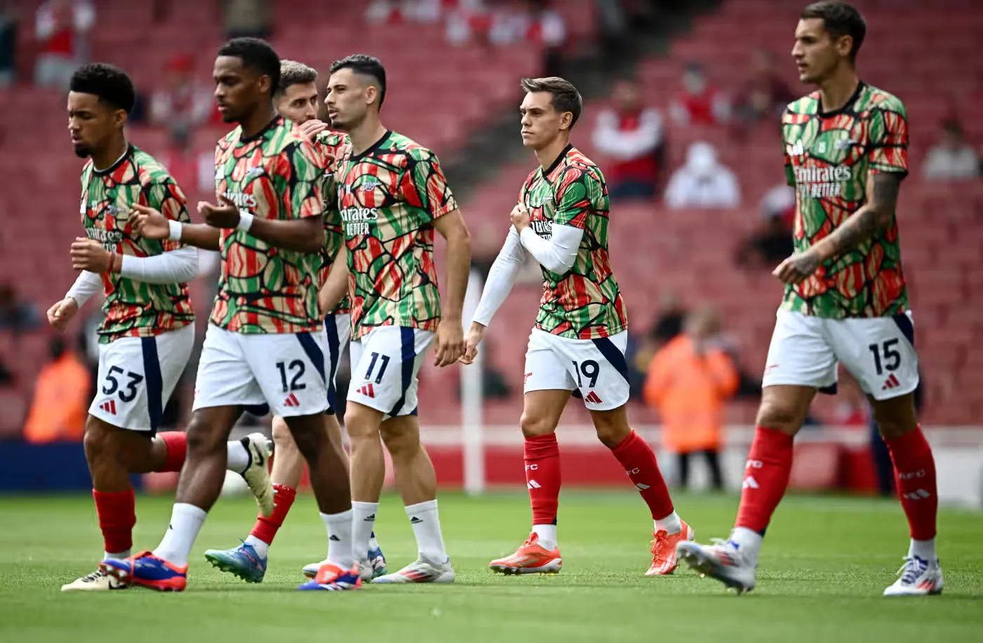 Arsenal vs Brighton: Arsenal’s players warming up -sportzpoint.com