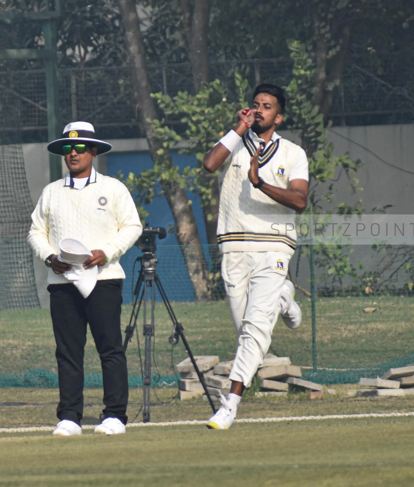 Felt like my debut: Bengal pacer Ishan Porel now wants to enjoy his cricket after a solid comeback to first-class cricket - sportzpoint.com
