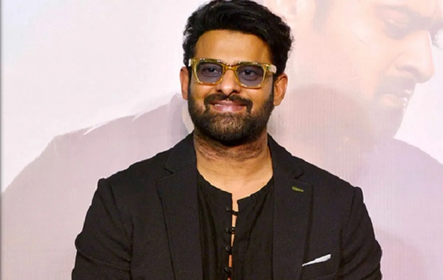 Prabhas Birthday: This is how Prabhas will be seen in the role of Lord Ram  the director revealed |Prabhas Birthday: भगवान राम के रोल में ऐसे नजर आएंगे  प्रभास, निर्देशक ने किया