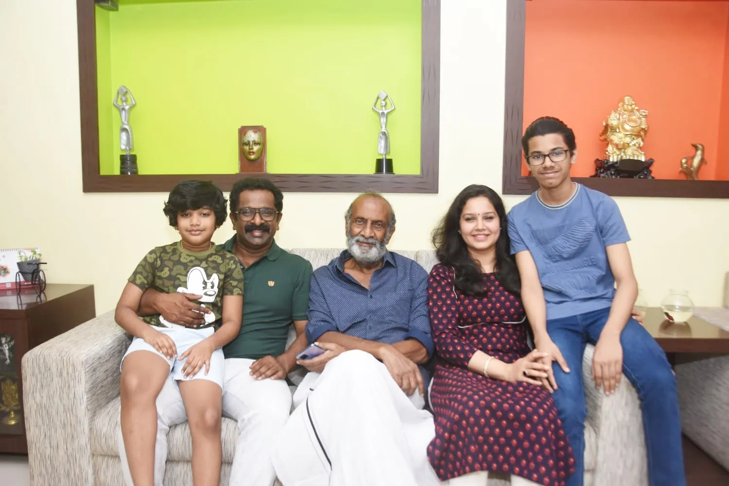 TG Ravi Sreejith Ravi wife Sajitha