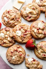 Strawberry & Cream Cookies - Sally's Baking Addiction