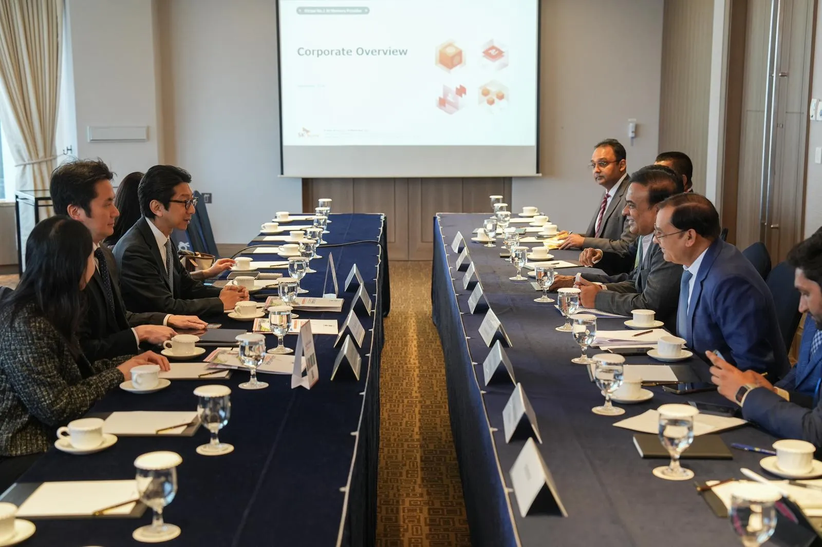 8215fa53-cc97-4e4e-adf9-7024b3920677