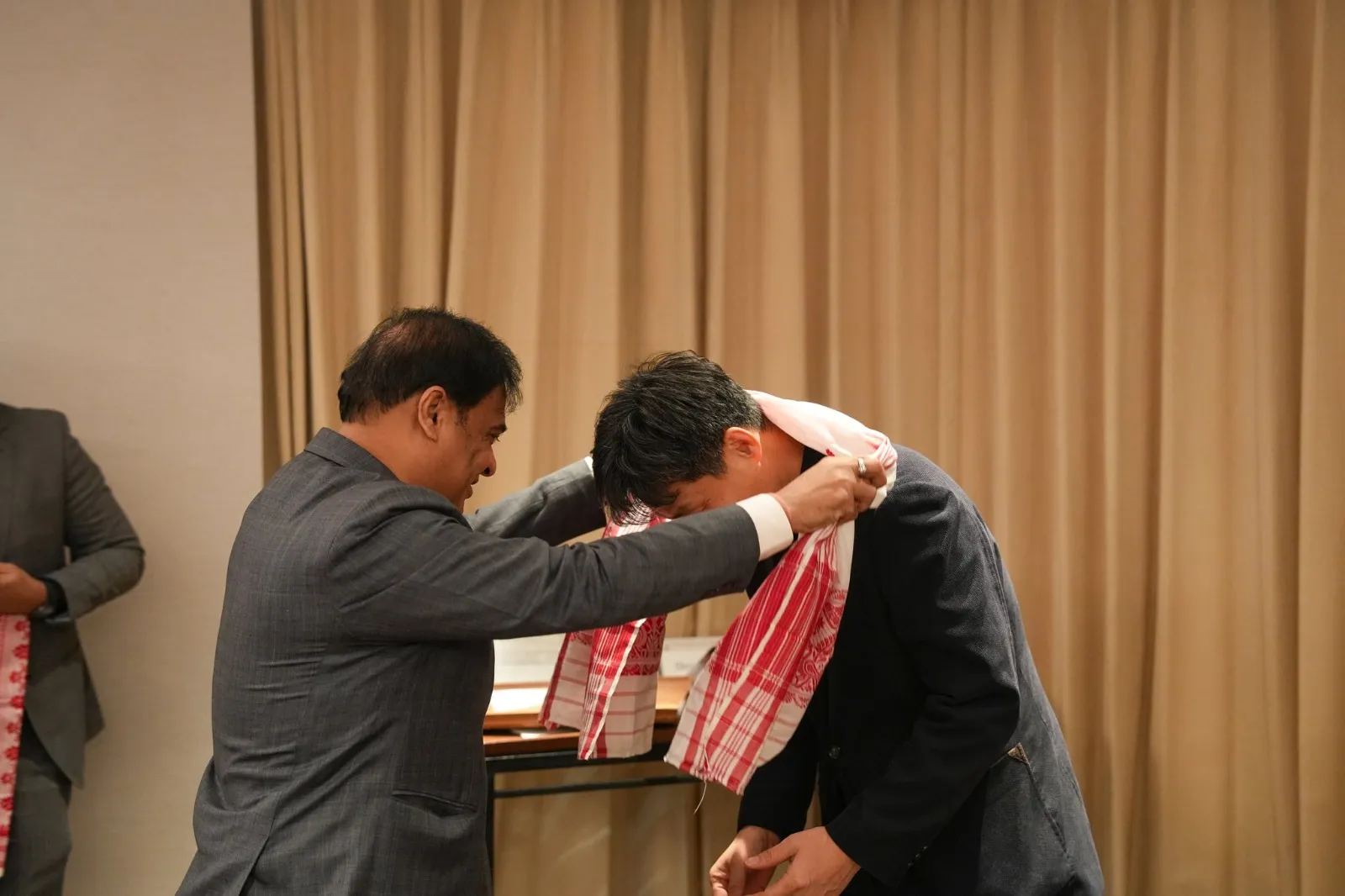 33035eab-4df7-4ac5-9e2d-5da10094c767