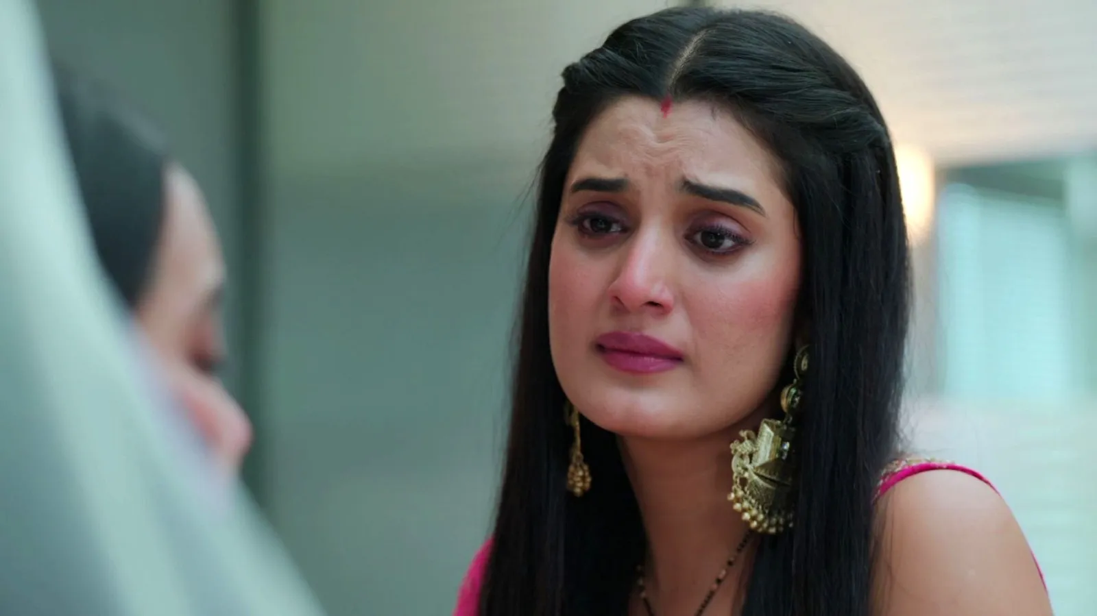 Jaane Anjaane Hum Mile Update Ayushi Khurana fights for justice in Zee TV’s Jaane Anjaan Hum Mile