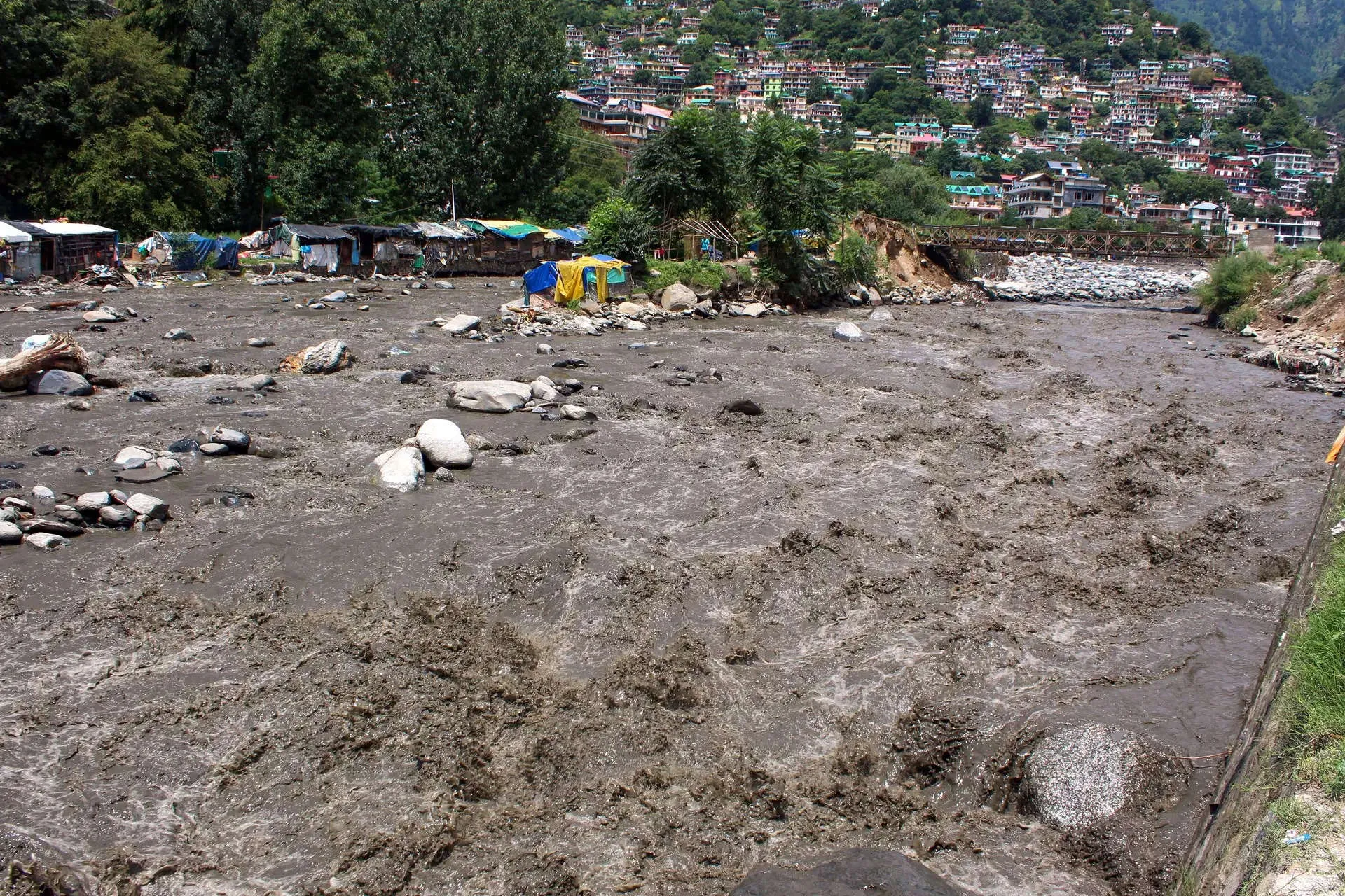 rain flash flood shimla.jpg