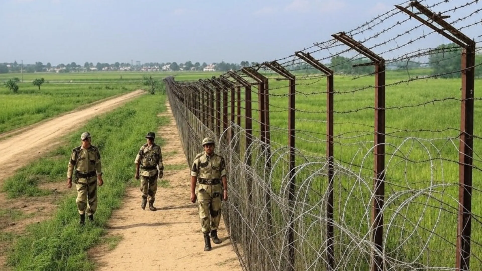 India-Bangladesh border fence, latest hindi news, bangladesh, 