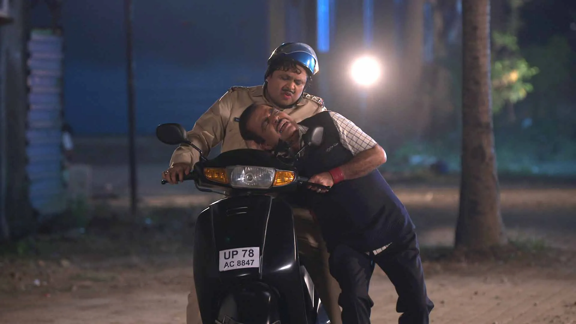  Happu Ki Ultan Paltan Happu Genie Dream Turns Into Chaos