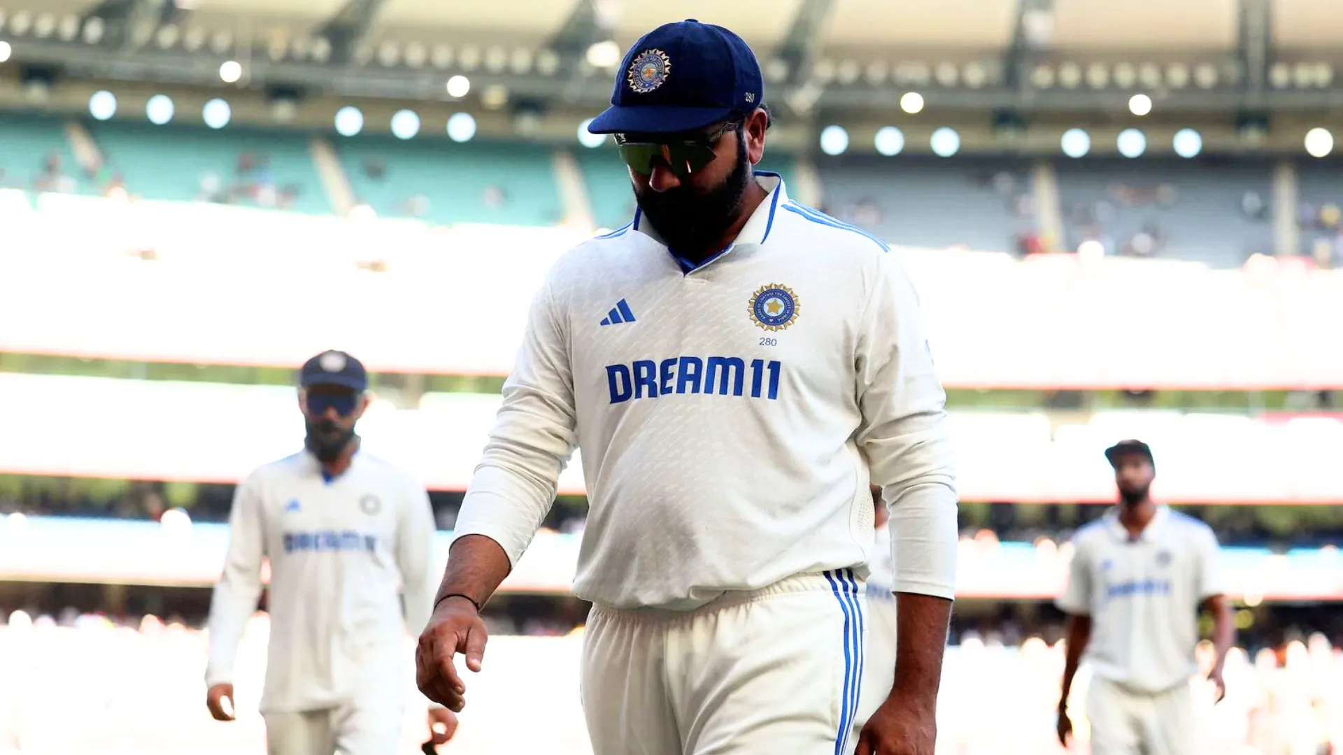 खराब परफॉर्मेंस के बावजूद भी Rohit Sharma नहीं ले रहे संन्यास 