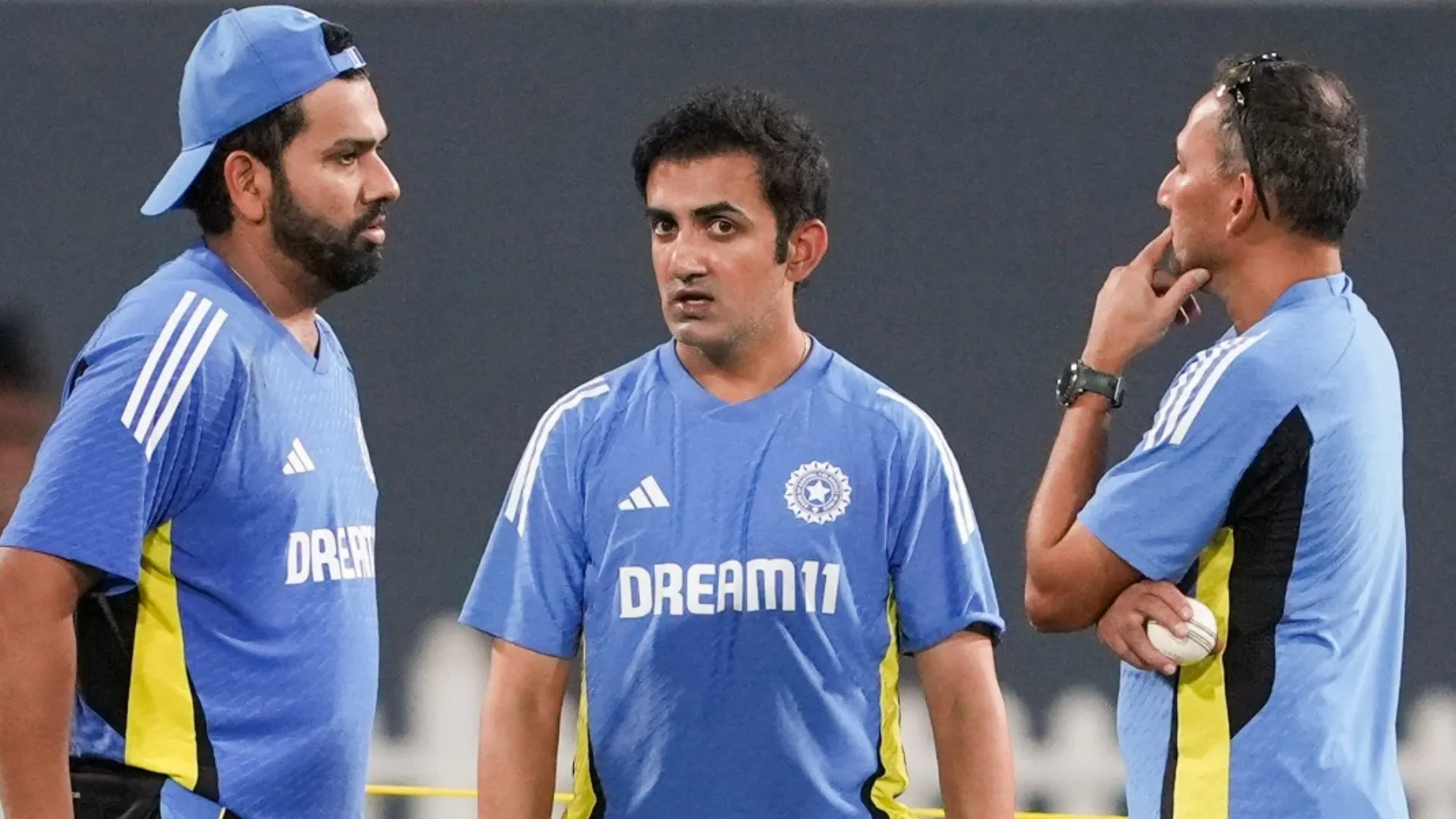 Rohit Sharma ले रहे हैं सारे निर्णायक फैसले ? 