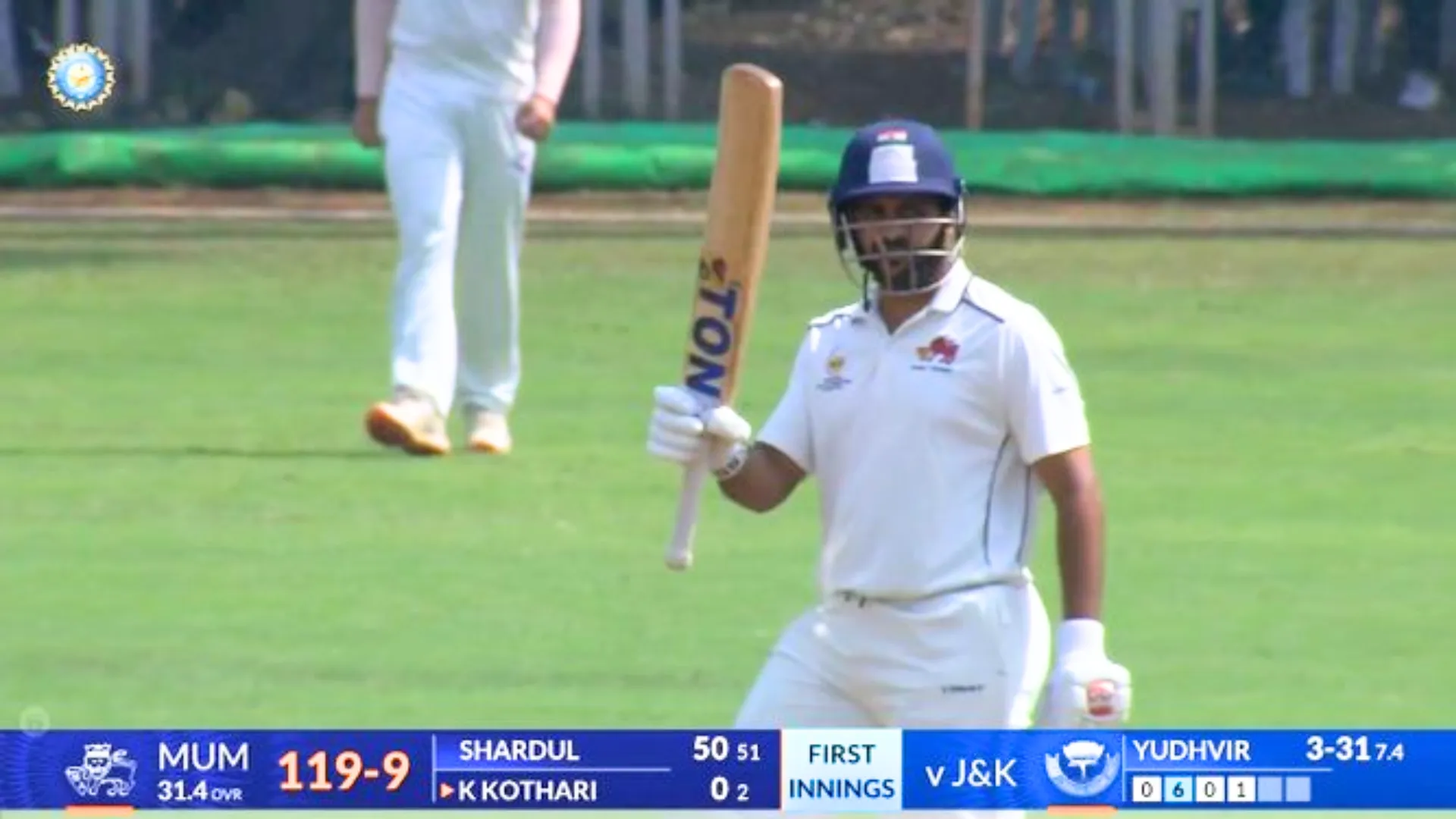 Shardul Thakur रणजी ट्रॉफी में मुंबई के लिए बने संकटमोचन 
