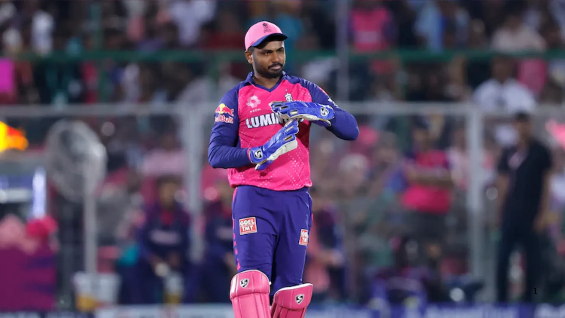 राजस्थान के कप्तान संजू सैमसन IPL 2025 से बाहर हो सकते हैं.