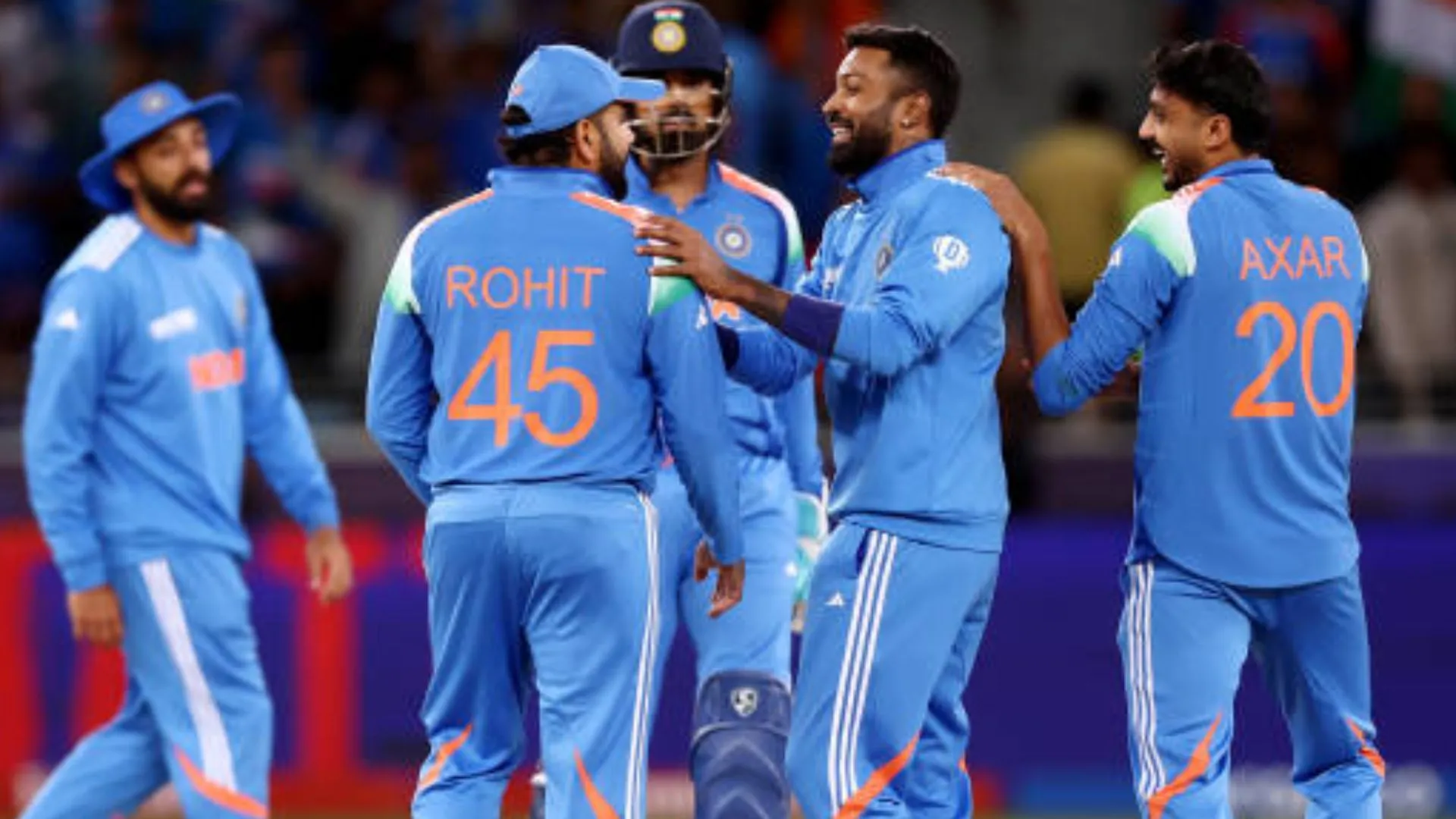 फाइनल मुकाबले में Rohit Sharma कर सकते हैं बड़ा बदलाव ? 