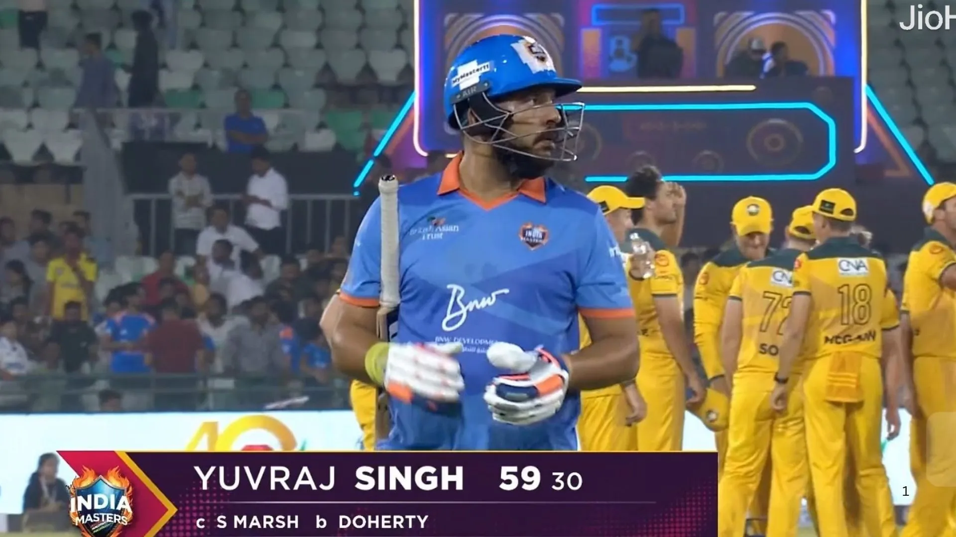 Yuvraj Singh ने 26 गेदों में ठोका तूफानी अर्धशतक 