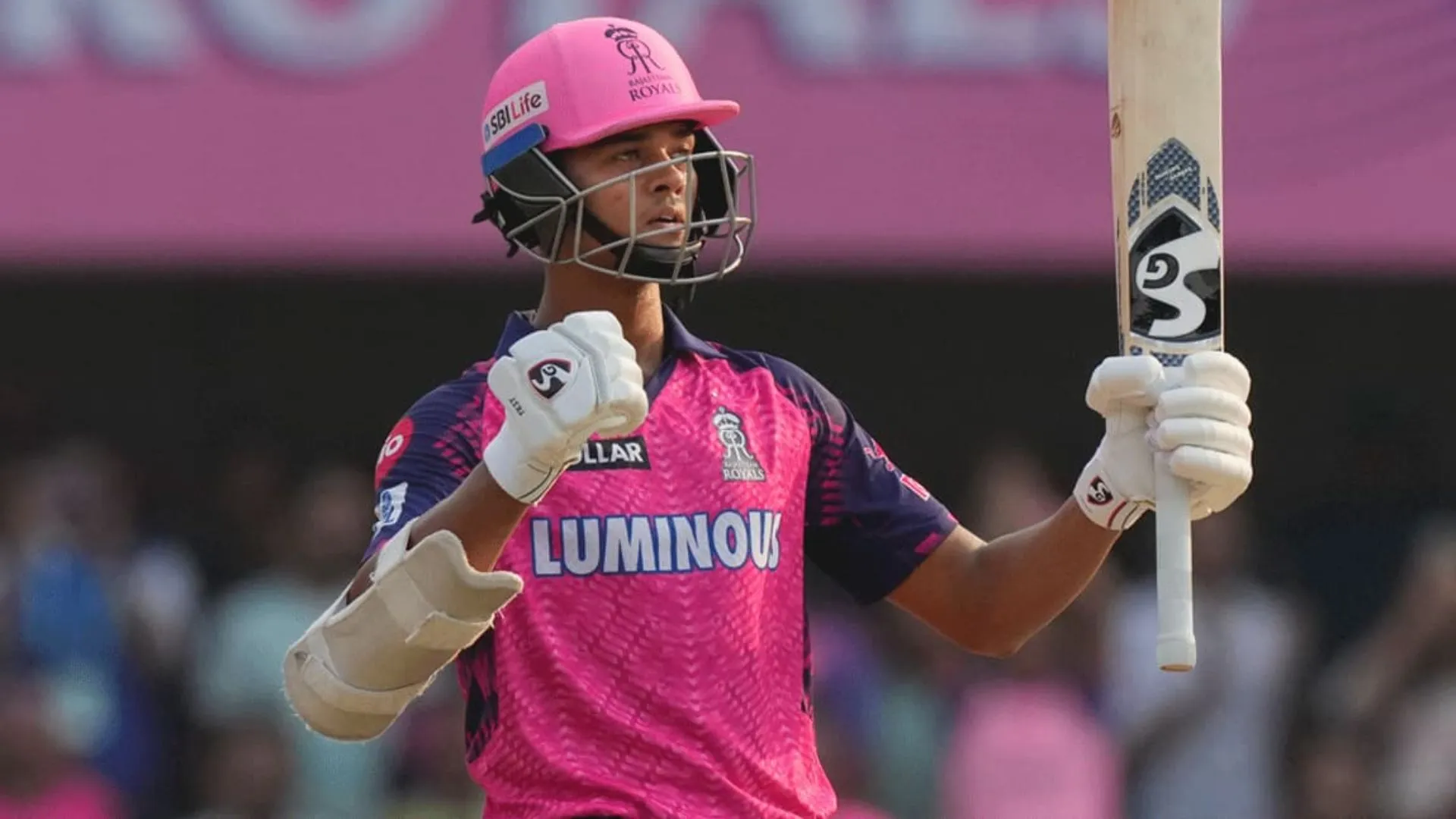 Yashasvi Jaiswal के सामने गेंदबाजी से डरा KKR का ये खिलाड़ी 
