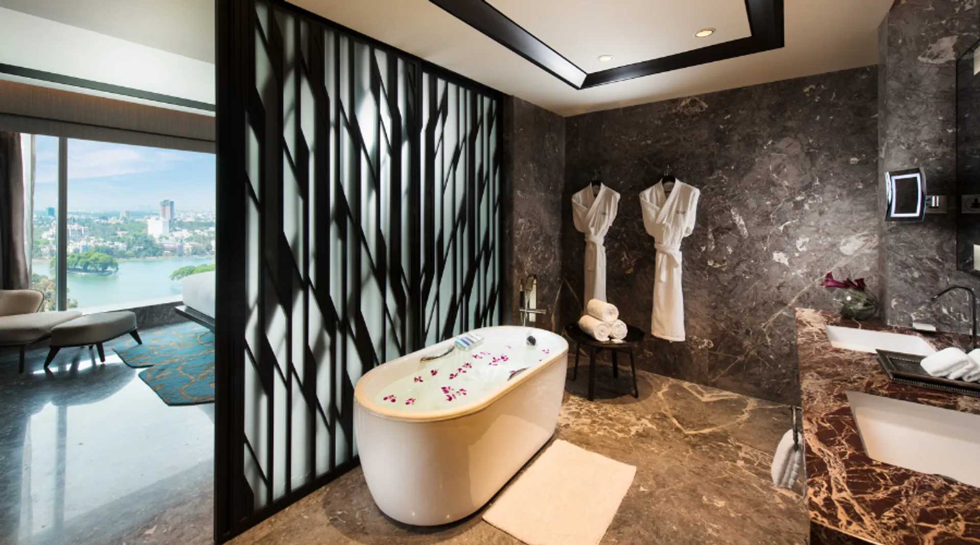 Conrad Bengaluru FI