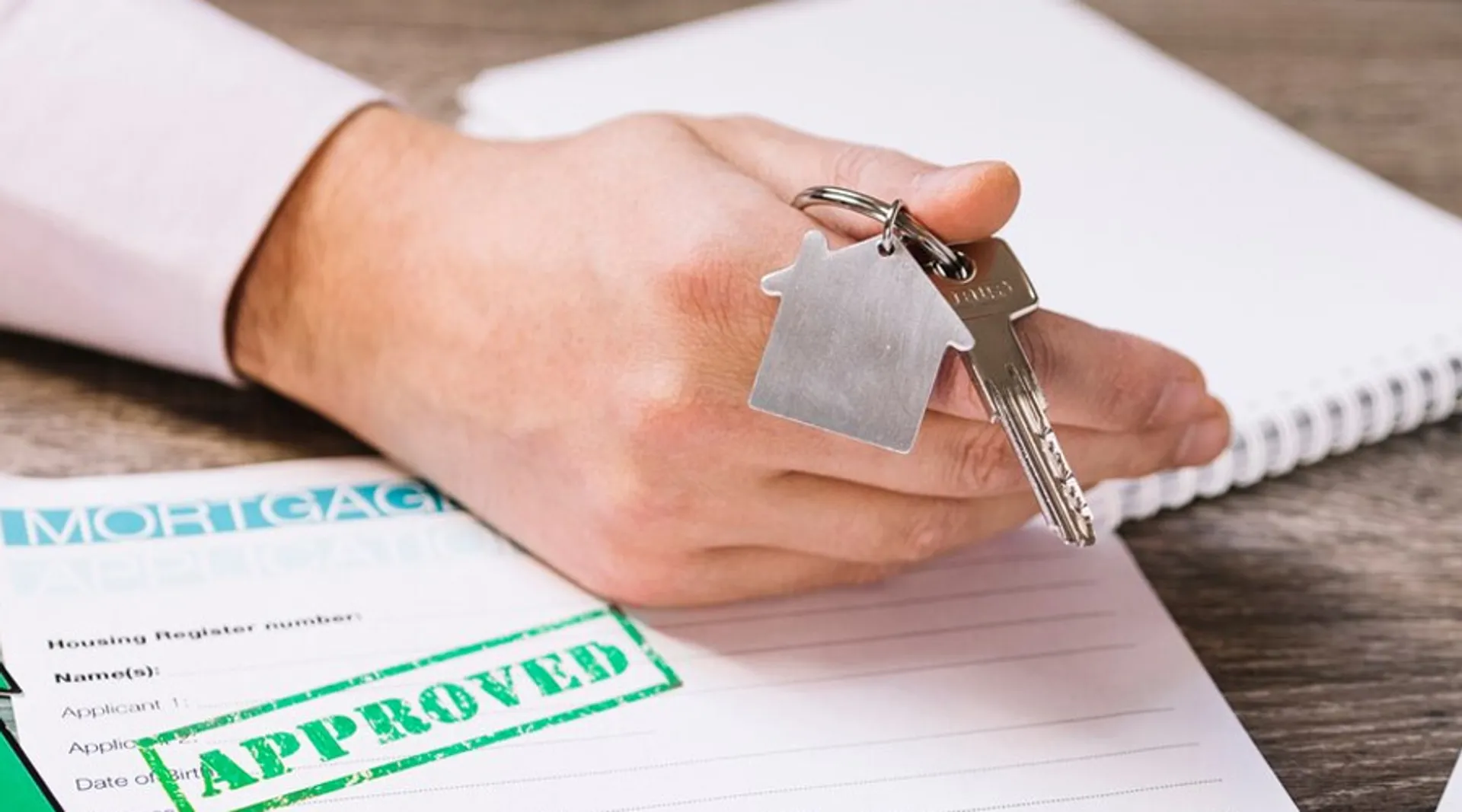 How to Obtain Your Florida Real Estate License: A Step-by-Step Guide