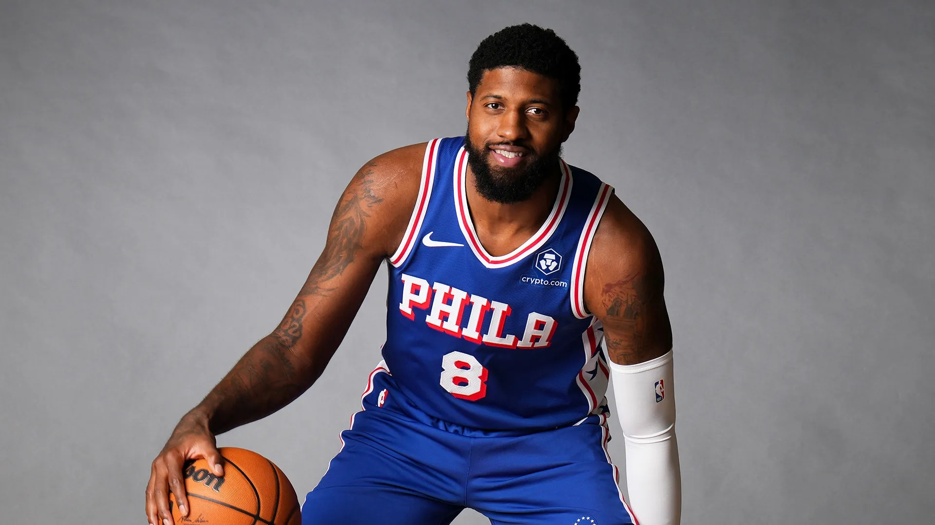 Paul George signing newly for the 76ers- Sportz Point.com