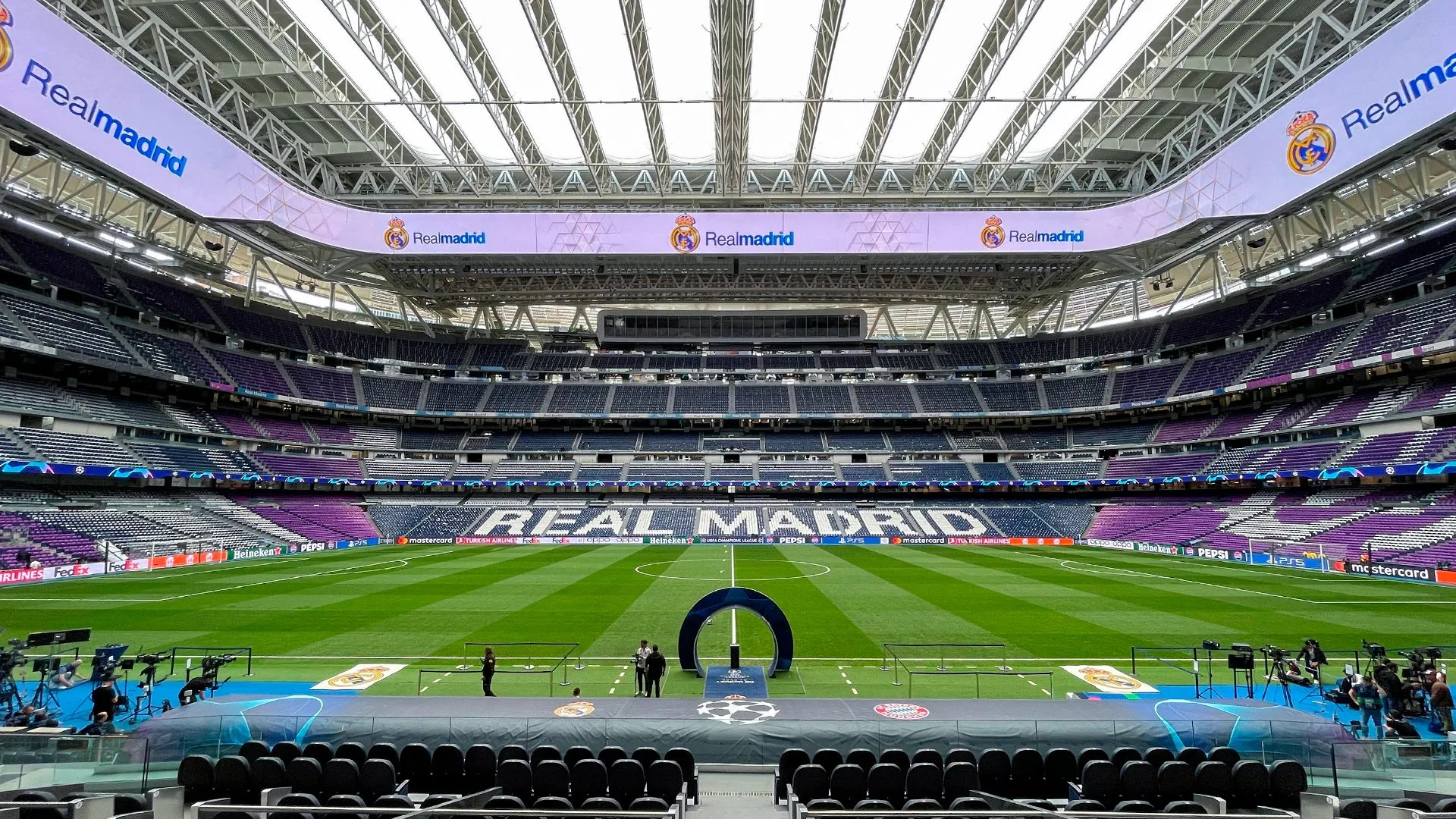 Real Madrid vs Stuttgart: Santiago Bernabeu Stadium - sportzpoint.com