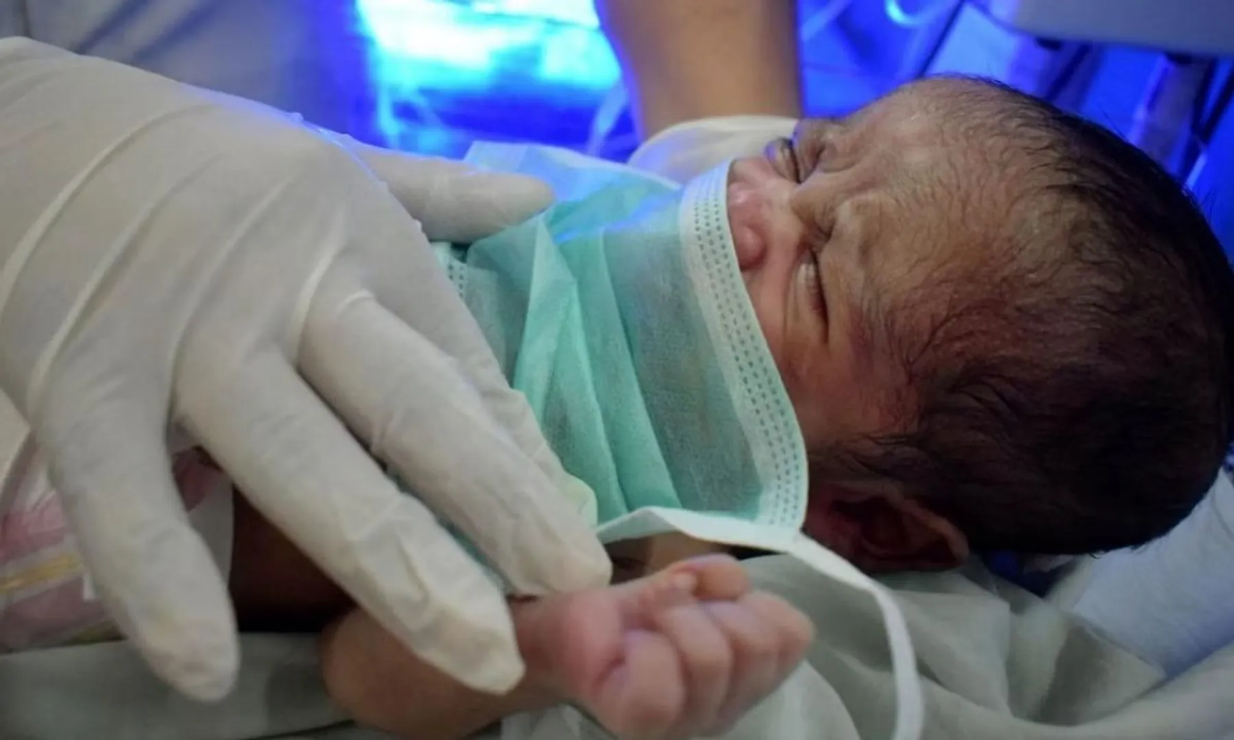 Newborns struggle to breathe as thieves run away with oxygen pipe from hospital