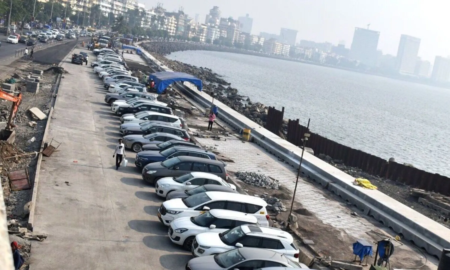 Buying car in Maharashtra Govt to enforce 'no parking, no car' rule 