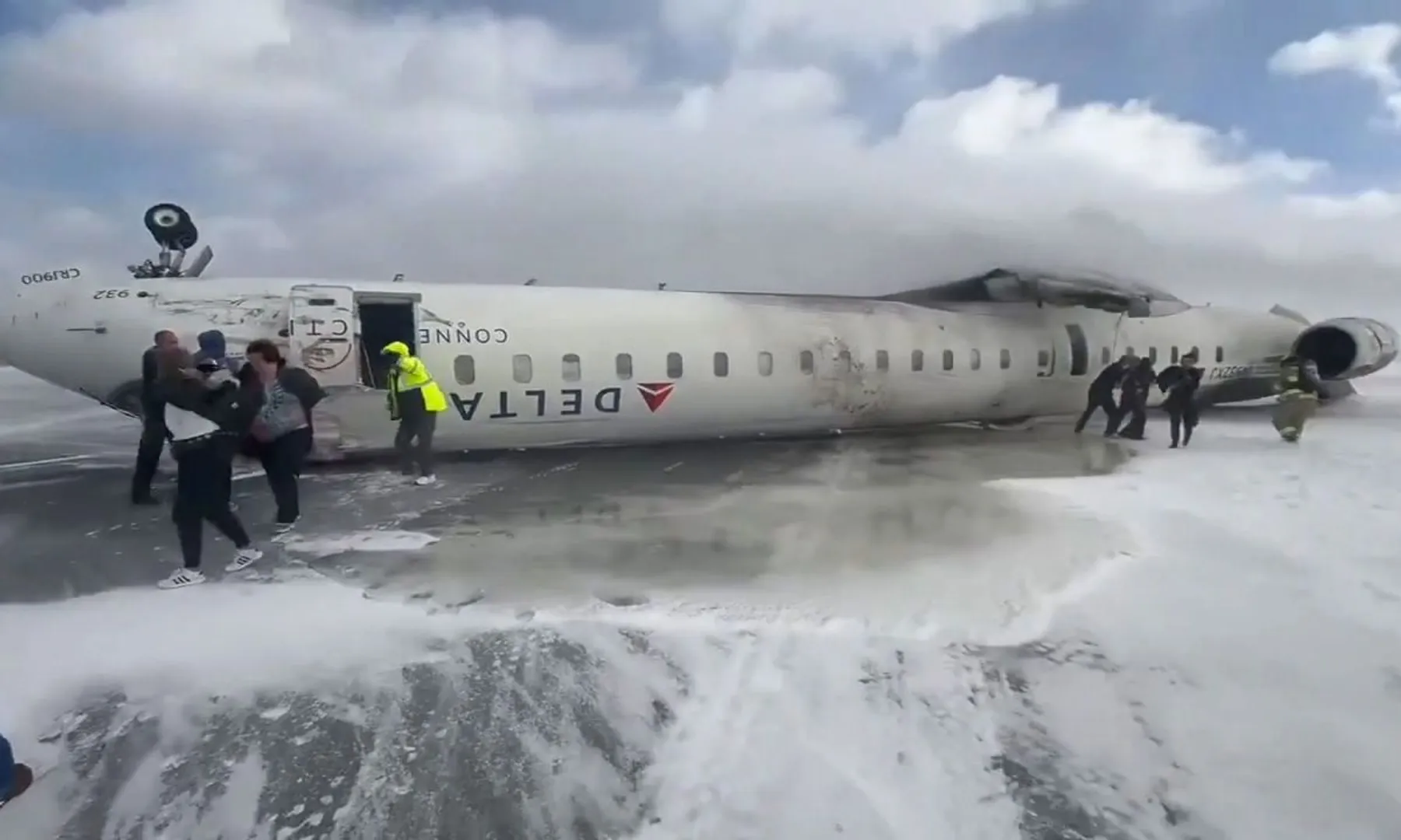 Toronto plane crash Delta plane flips on landing – What we know so far