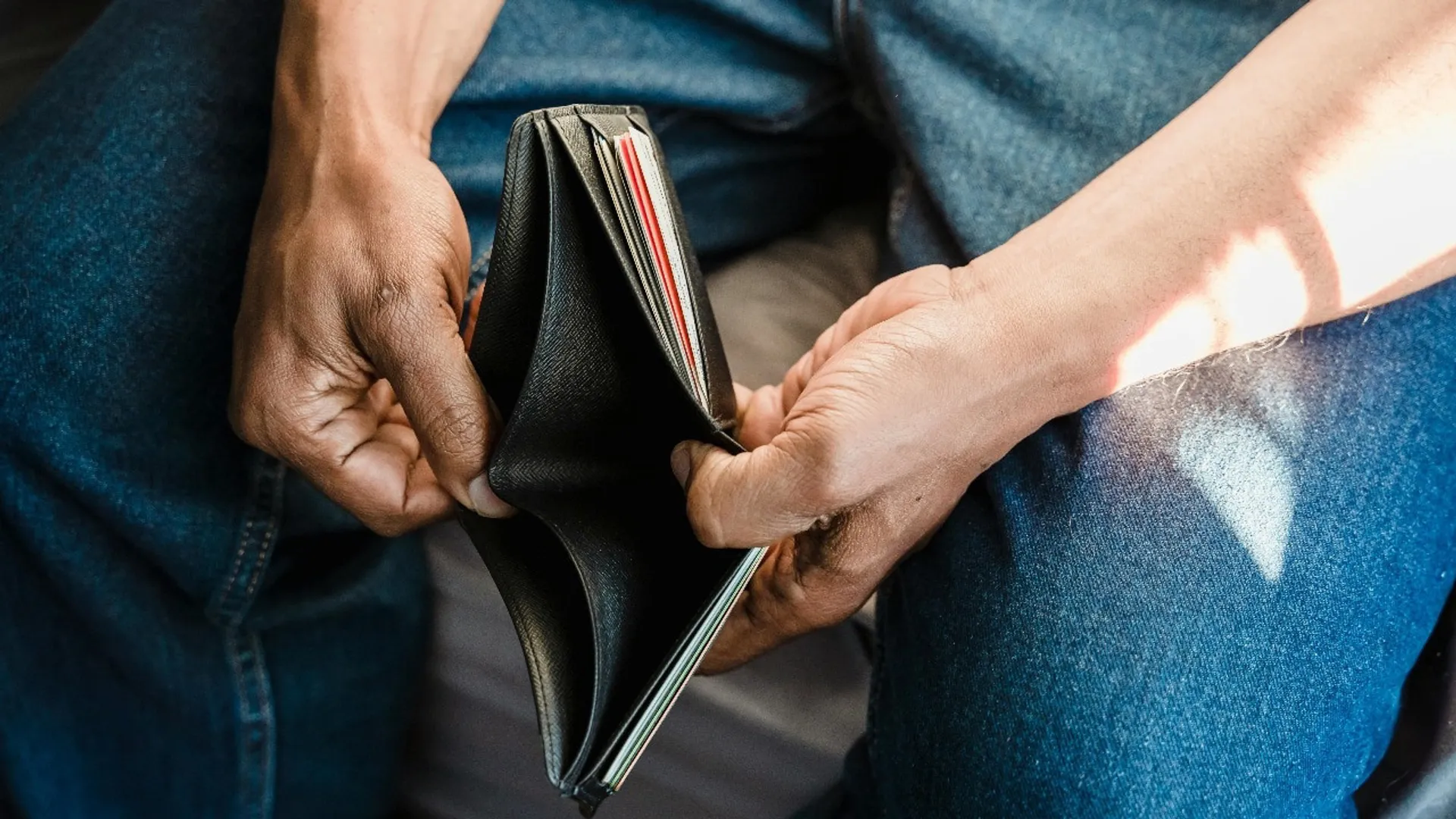 Indian man earning ₹82,000/month says It’s ‘not enough’
