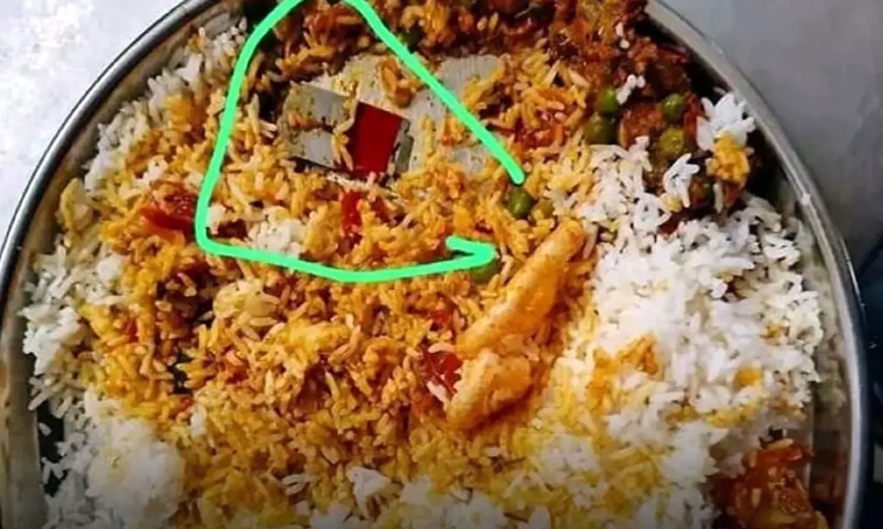 Razor blade found in curry at Osmania University 