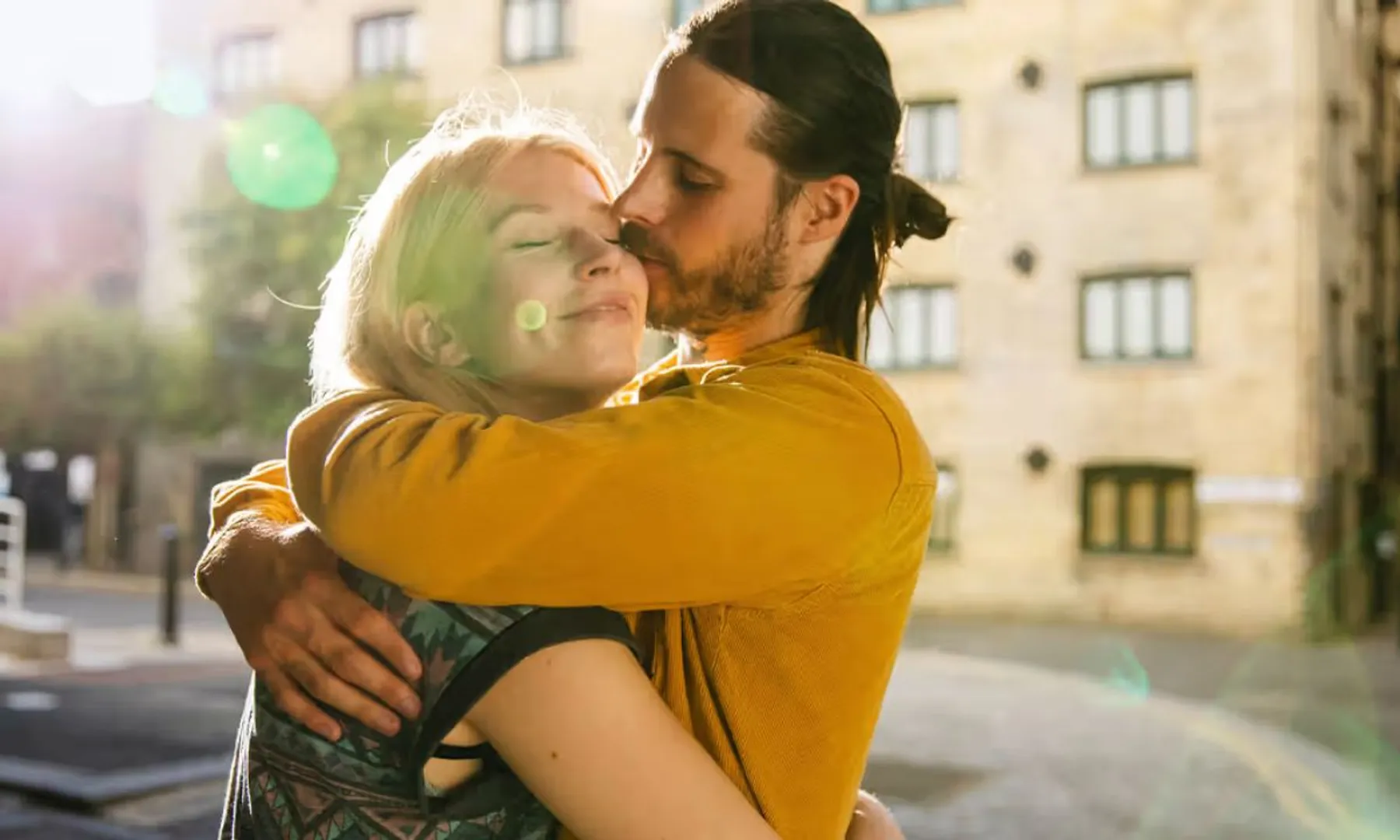  Kissing, oral sex could spread virus that affects the brain, study finds post image