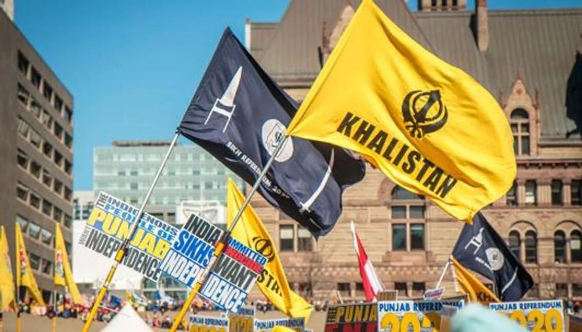 Khalistani Organization SFJ  has now announced Rs. 2.5 crore award to the person who waved Khalistan Flag at Red fort, says ‘more awards’ for siege at Parliament on 1st February