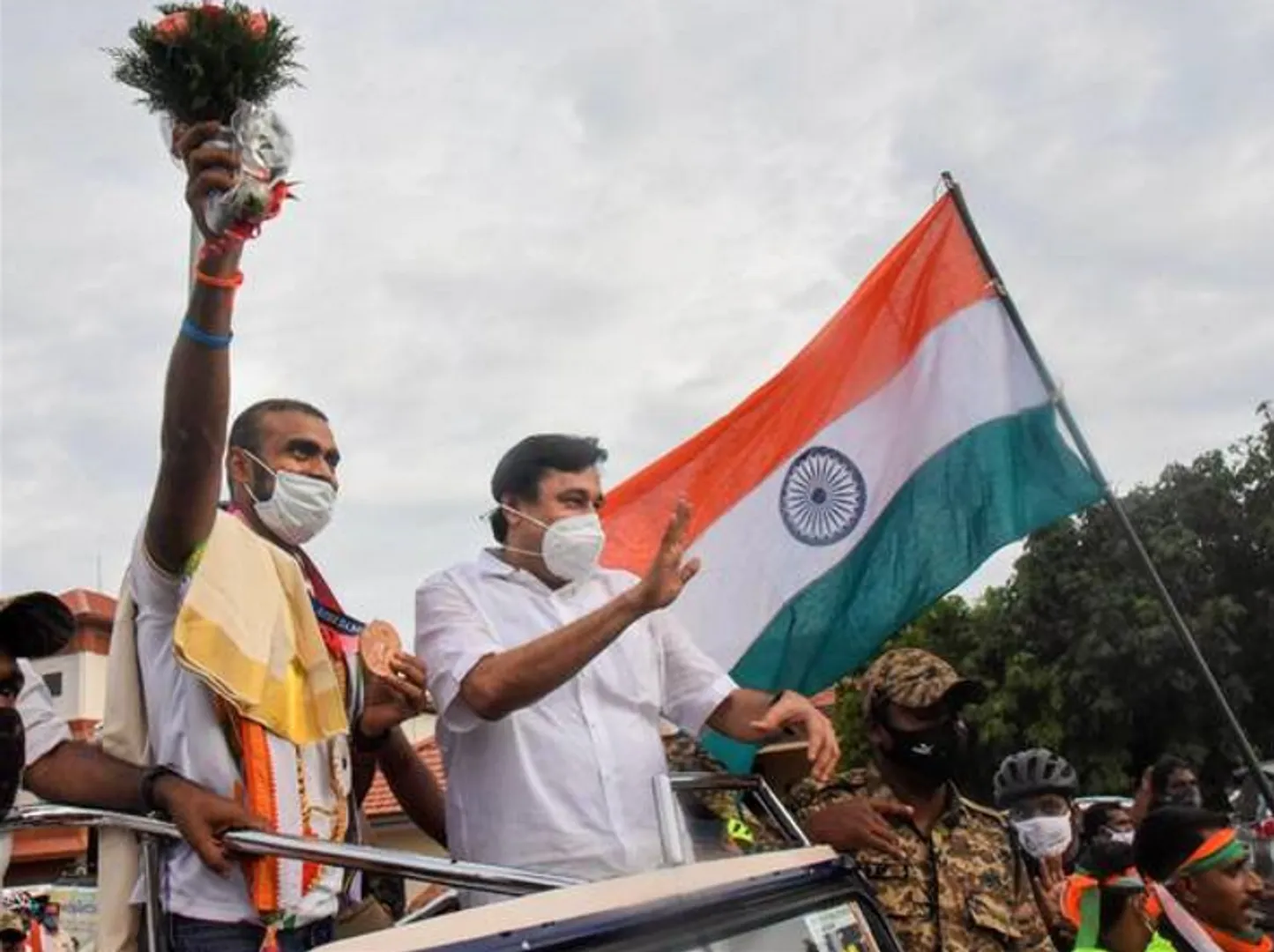 Amidst backlash from citizens for not rewarding Olympic medallist, Kerala Govt announces Rs. 2 crore cash award for PR Sreejesh