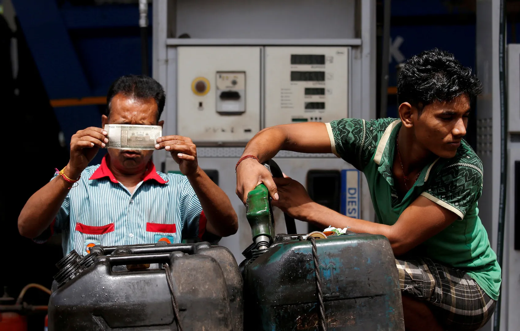 Fuel prices hiked 6 times in last 8 days, even Diesel breaches ₹100 mark while petrol nears ₹110/litre