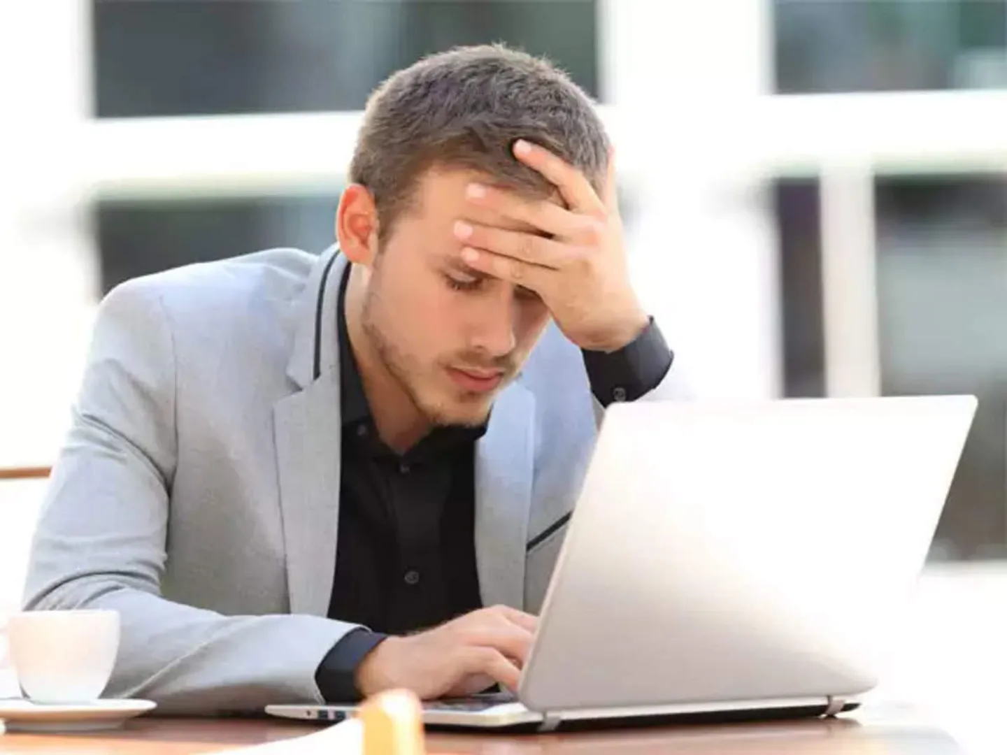 Young employees in India face high-stress levels, While mid-career workers find relaxation: Study