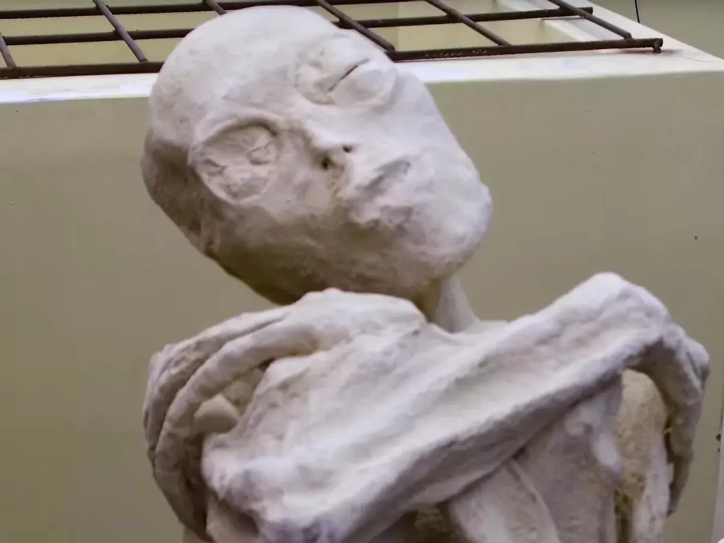 Ufologist claims mobile phone-like devices found in Peru's alien mummies