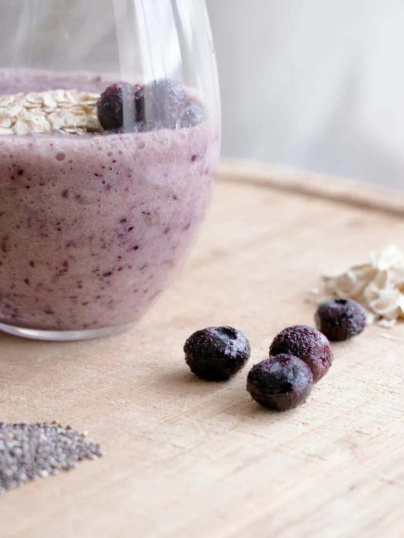 Blueberry Banana Oatmeal Smoothie